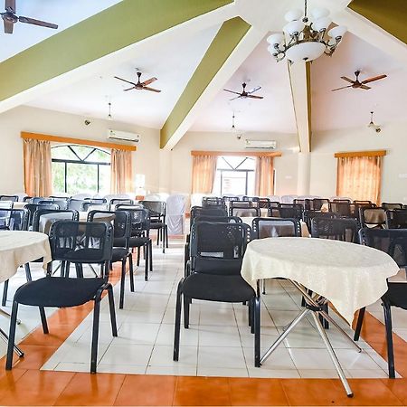 Fabhotel Prime Tanjo Highland With Pool - 500M From Calangute Beach Candolim Exteriör bild