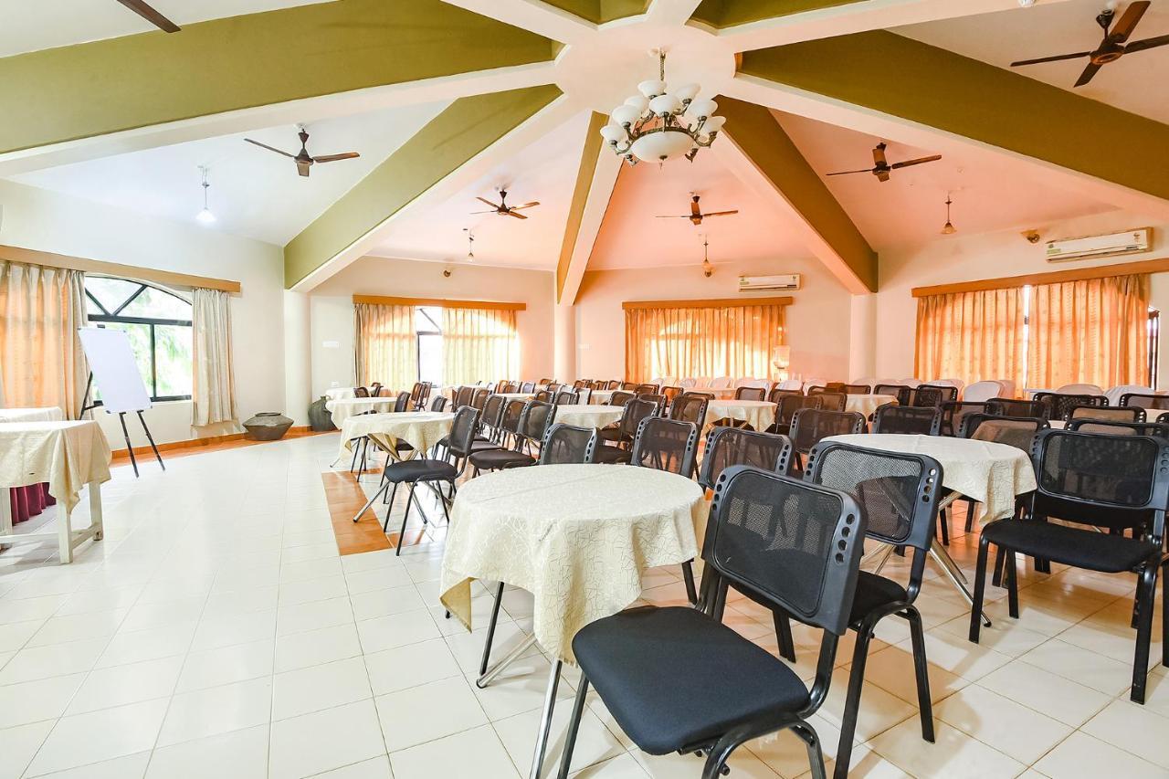 Fabhotel Prime Tanjo Highland With Pool - 500M From Calangute Beach Candolim Exteriör bild