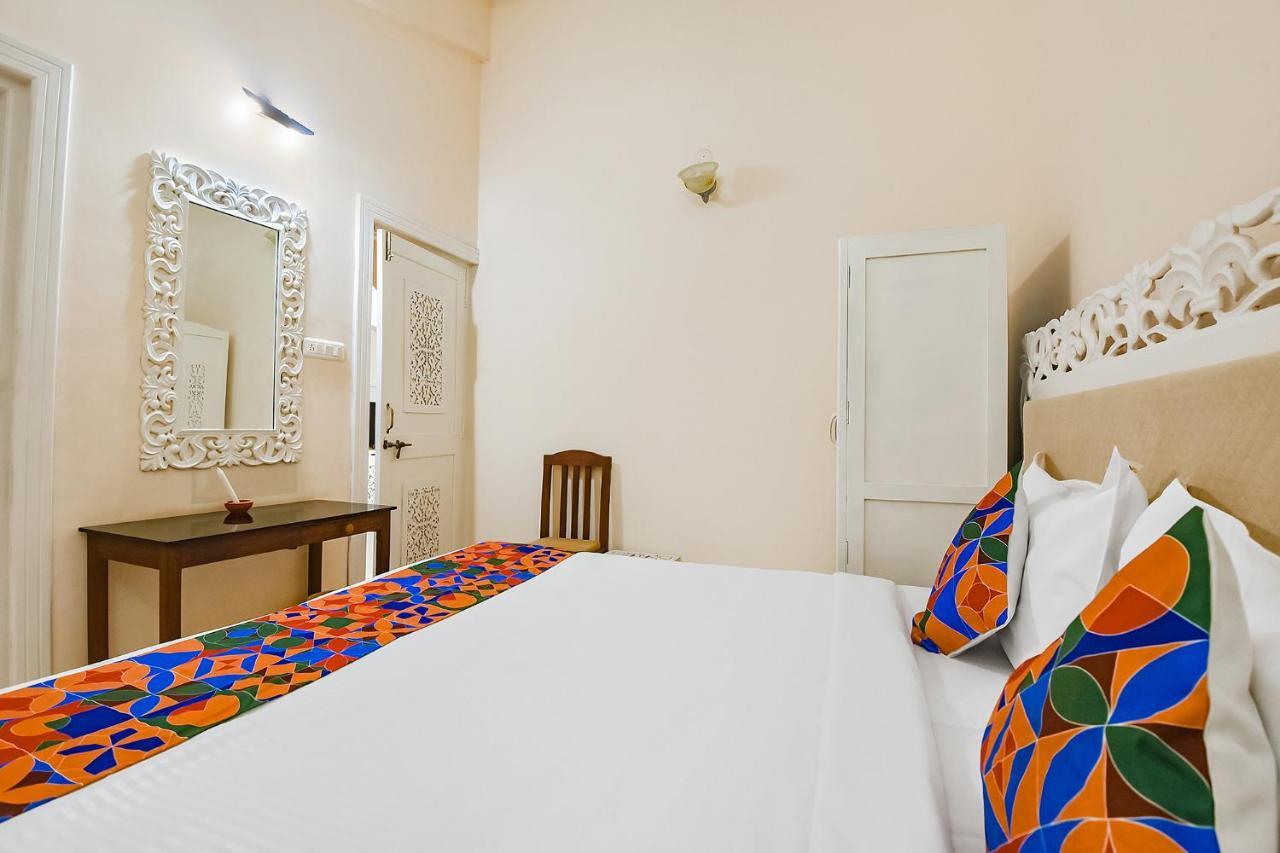 Fabhotel Prime Tanjo Highland With Pool - 500M From Calangute Beach Candolim Exteriör bild